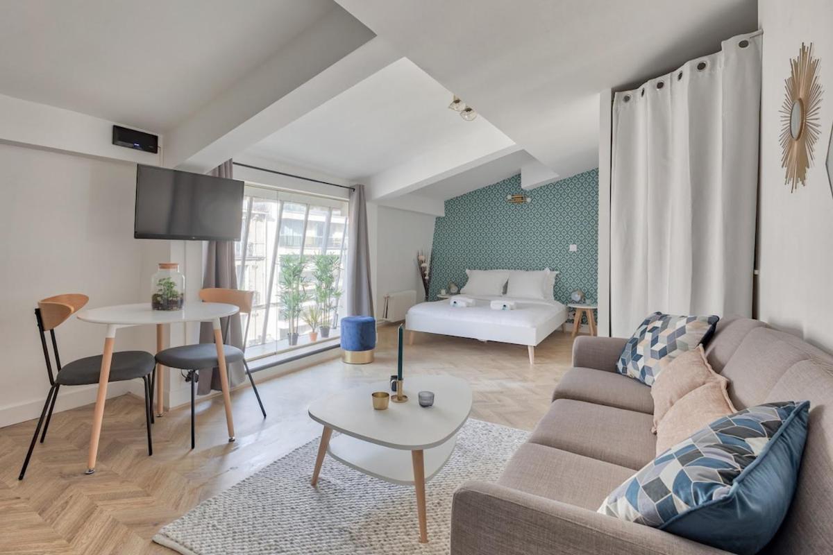 Appartement Renove Proche Arc Triomphe - 2P Paříž Exteriér fotografie